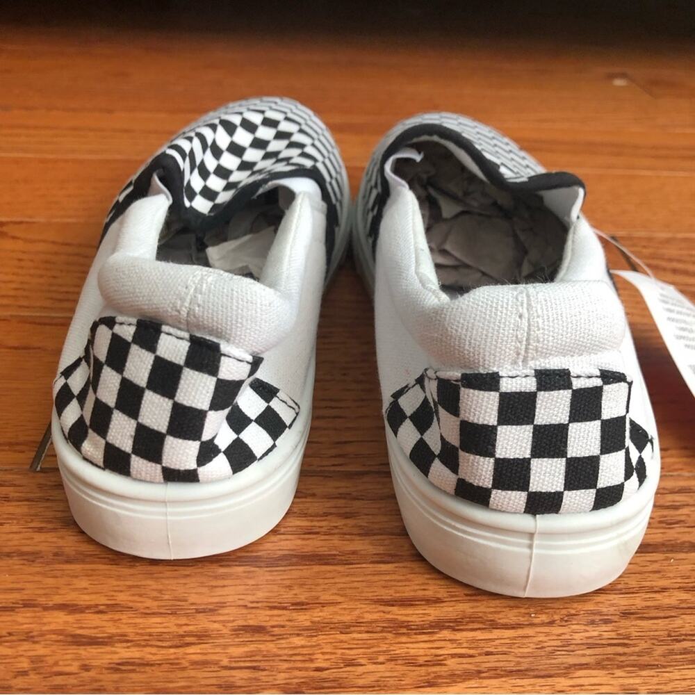 Josini Slip-on Vans Inspired Canvas Sneakers Black White Women’s Size 7 NWT - Picture 4 of 9